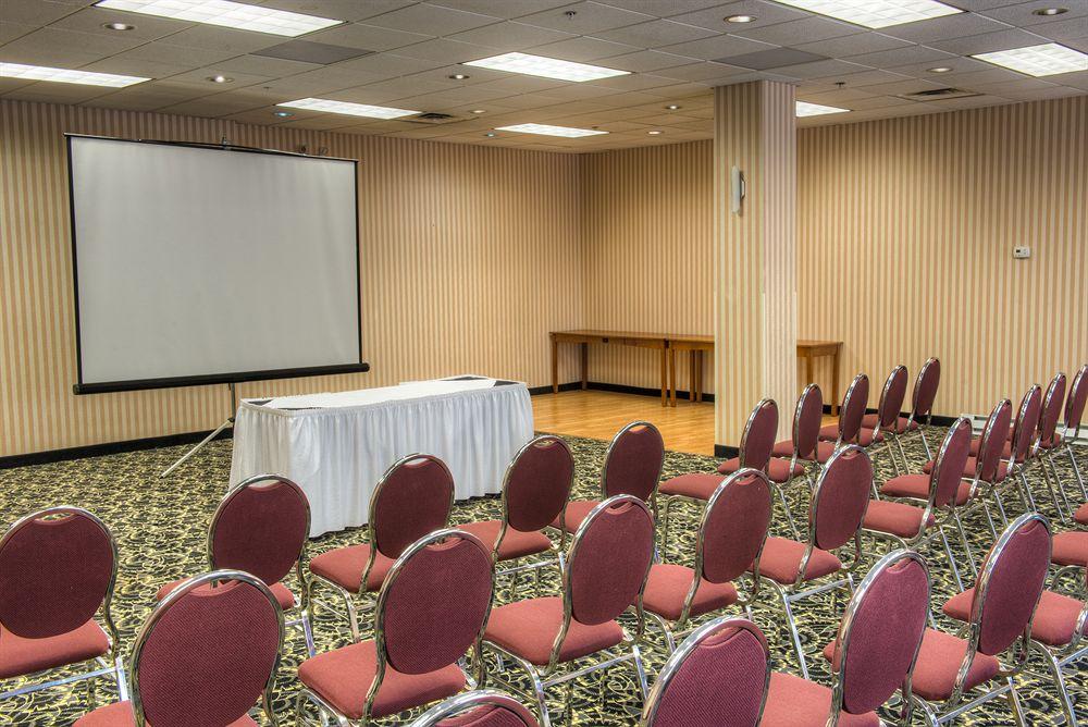 Four Points By Sheraton Windsor Downtown Exterior foto